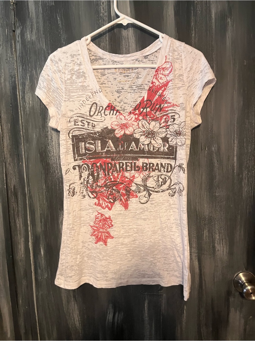 Maurices White Burnout V-Neck Tee with Red & Black Graphic